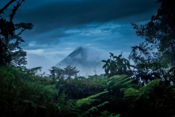 2-Day Extreme Nature Hike from La Fortuna to Monteverde - What you get for $160