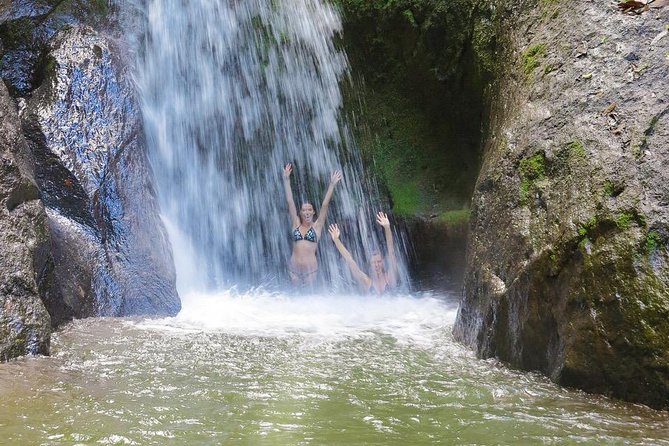 4x4 Jungle Safari to Waterfall & Delicious Rainforest Lunch - Catarata Bijagual and the Pura Vida pools