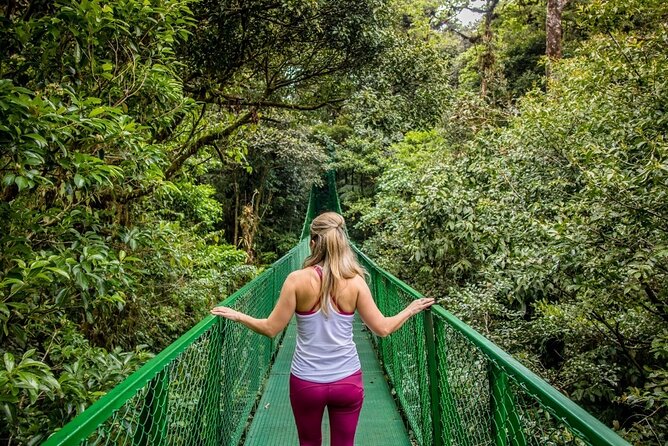 8 days and 7 nights - Costa Rica Pura Vida - La Fortuna waterfall makes Day 3 the physical test