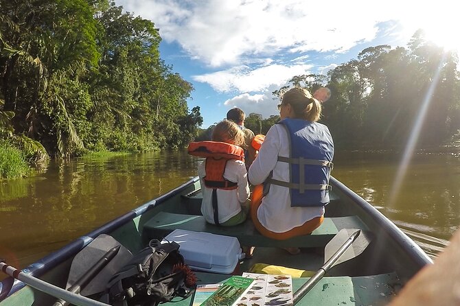 Canoe tour dentro del Parque - Why the 6:00 am start matters in Tortuguero