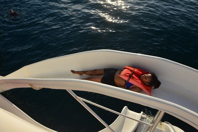 Catamaran Ocean King Manuel Antonio - Manuel Antonio from the water