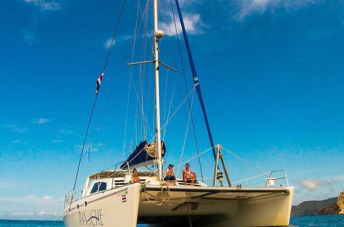 Catamaran Sunset Cruise Tamarindo - Watching the Pacific Coast Turn Gold