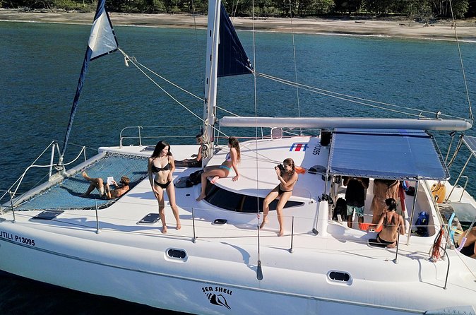 Catamaran Sunset Cruise Tamarindo - Who Will Enjoy This Cruise Most?