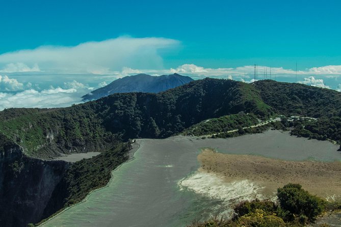 From San Jose: Secrets of Guayabo & Irazú Volcano National Park - Irazú Volcano: cold air, craters, and páramo
