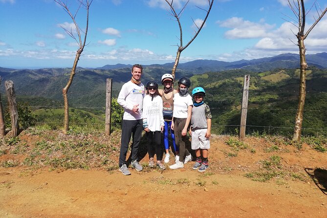 Half day Mountain Tour in Nosara - A 90-minute walk through a working farm
