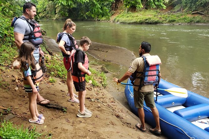 Peñas Blancas River: Wildlife Safari Experience by Raft - Floating the quiet Peñas Blancas River