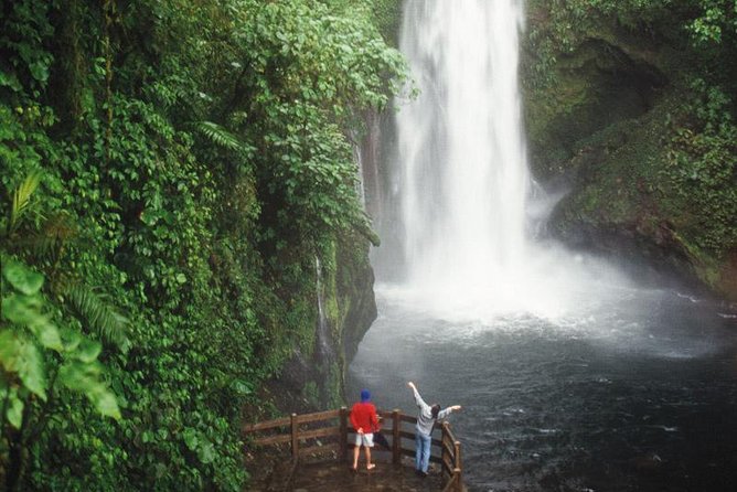 Poas Volcano + Coffee Plantations & La Paz Waterfall Gardens Trip from San Jose - Poas Volcano at 2,708 meters