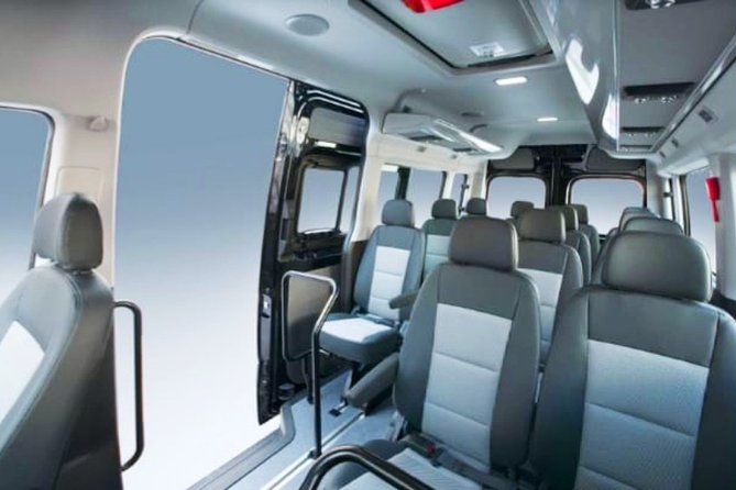 Private One Way Transfer from Manuel Antonio to San José (Airport SJO) - What the three-hour route feels like