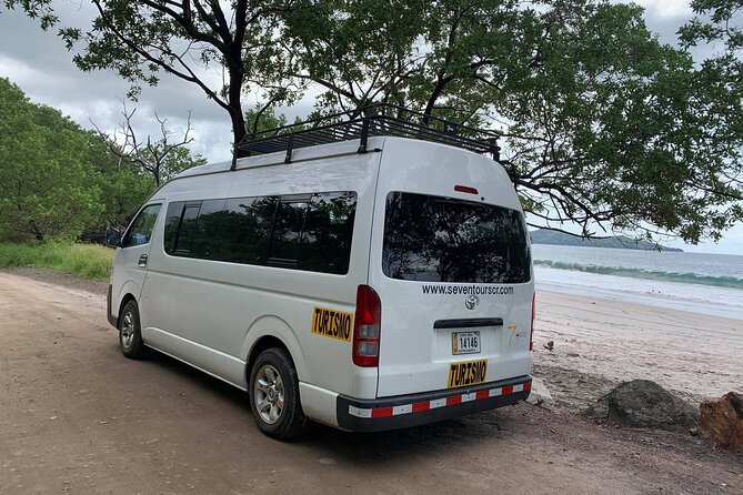 Private Transportation from LIBERIA AIRPORT to LA FORTUNA - From Liberia Airport to La Fortuna without the taxi line
