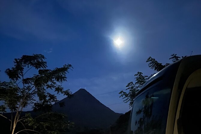 Private Transportation to La Fortuna from Guanacaste Airport - The people behind the wheel