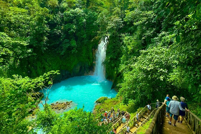 Rio Celeste Expedition – Sloths, Waterfalls & Nature's Magic - Key points to know before booking