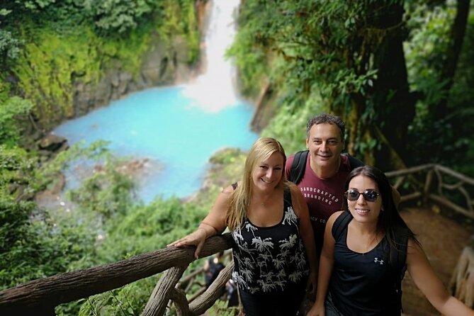 Rio Celeste Waterfall at Tenorio Volcano and Sloth Watching Tour From San Jose - The Early Pickup and Long Road to Tenorio