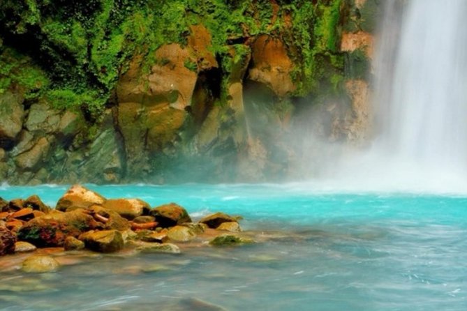 Rio Celeste Waterfall at Tenorio Volcano and Sloth Watching Tour From San Jose - Food, Comfort, and What the Price Buys
