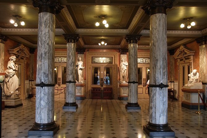 San Jose City Tour. Private Tour with lunch - Starting with the National Theater