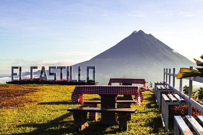 Views Of heaven, peasant afternoons Volcano & Lake - Getting there and avoiding the meeting-point problem