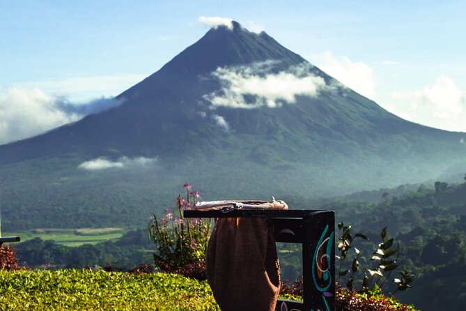 Views Of heaven, peasant afternoons Volcano & Lake - How the reviews shape my expectations