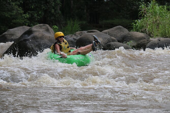 White Water Tubin in the river BALSA - The drive through La Fortuna and past El Salto